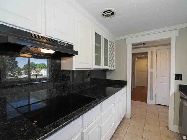 154 E 3000 S, Bountiful, UT 84010 - #3