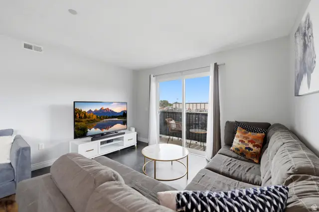 116 E Resaca Dr S #F6, Sandy, UT 84070 - #3