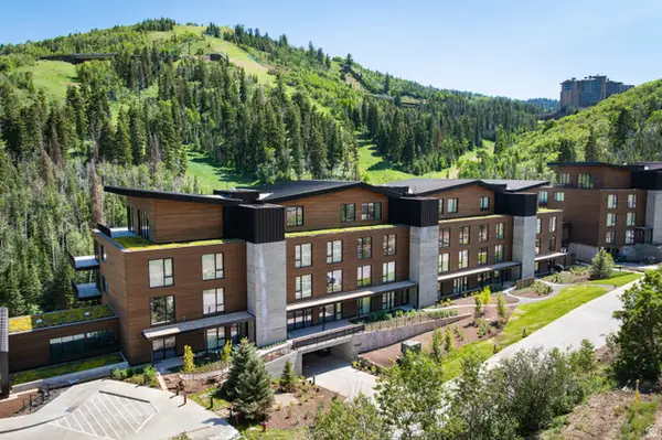 3267 W Deer Hollow Rd #2402, Park City, UT 84060