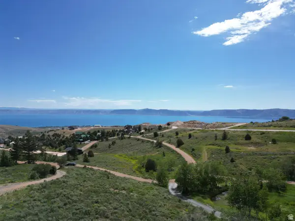 791 Lakeview Dr #33, Garden City, UT 84028