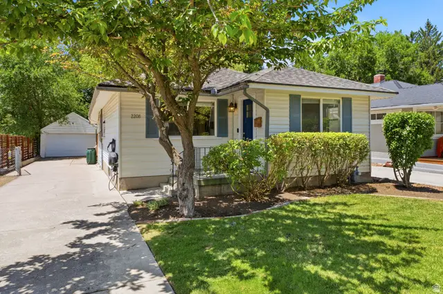 2208 Lincoln St, Salt Lake City, UT 84106 - #3