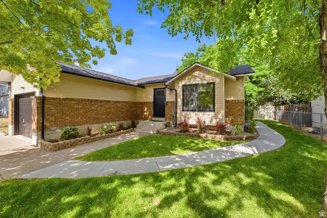 1030 N 250 W, Layton, UT 84041 - #1