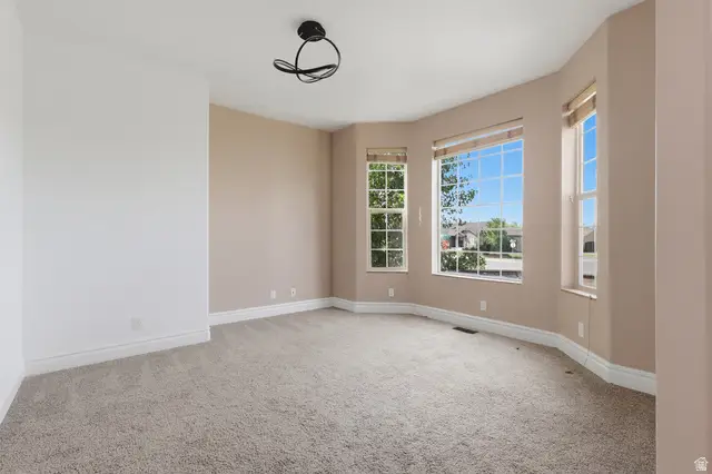 122 E Box Elder Dr, Grantsville, UT 84029 - #3