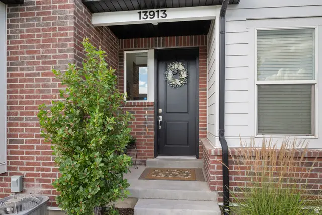 13913 S Little Ridge Ln, Herriman, UT 84096 - #2