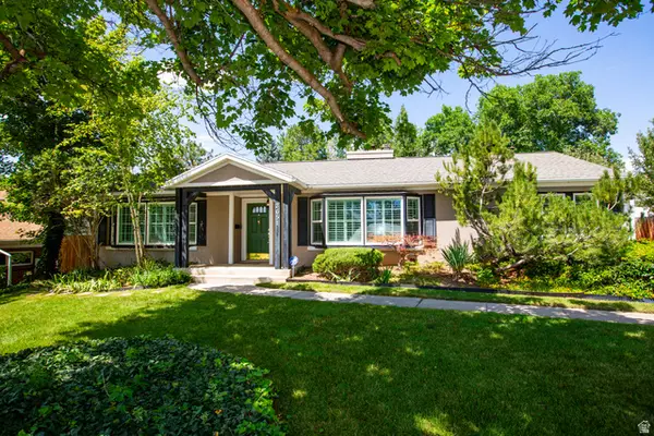 2651 E Lincoln Ln, Holladay, UT 84124