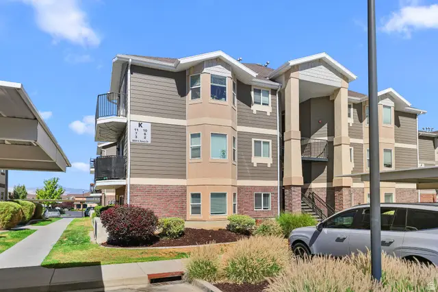 8264 S Resaca Dr #K3, Sandy, UT 84070 - #2
