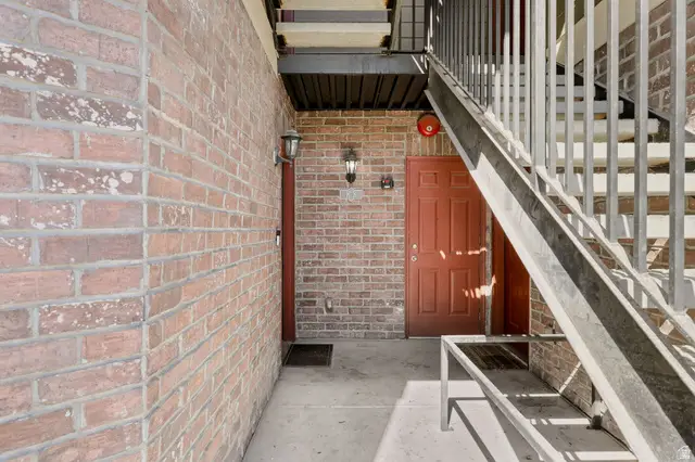 8264 S Resaca Dr #K3, Sandy, UT 84070 - #3