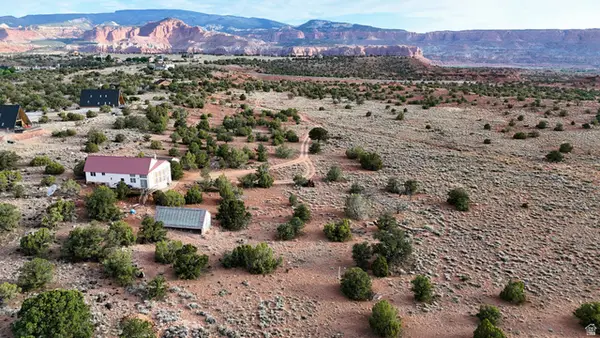 358 S Sky Dr, Torrey, UT 84775