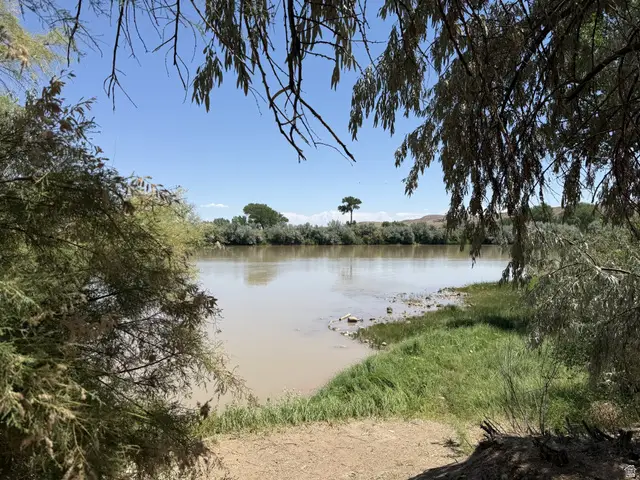 1004 E Horseshoe Bend Rd, Vernal, UT 84078 - #2