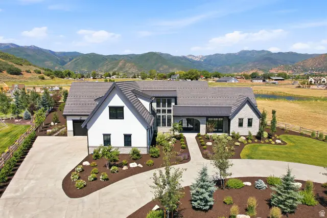 763 E Stone Barn Ln, Midway, UT 84049 - #2