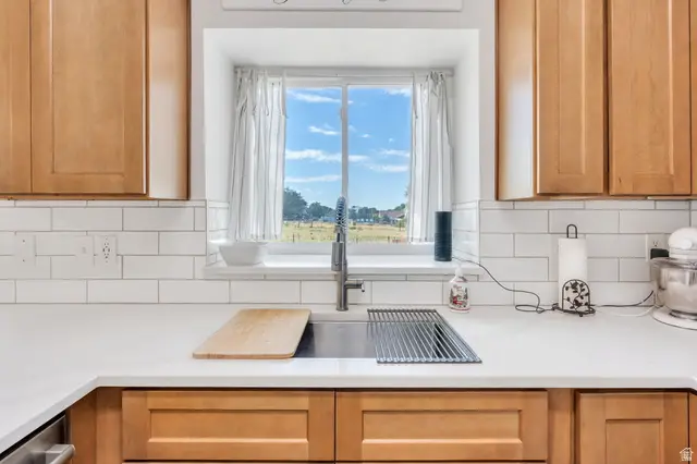 675 W 2180 N, Lehi, UT 84043 - #2