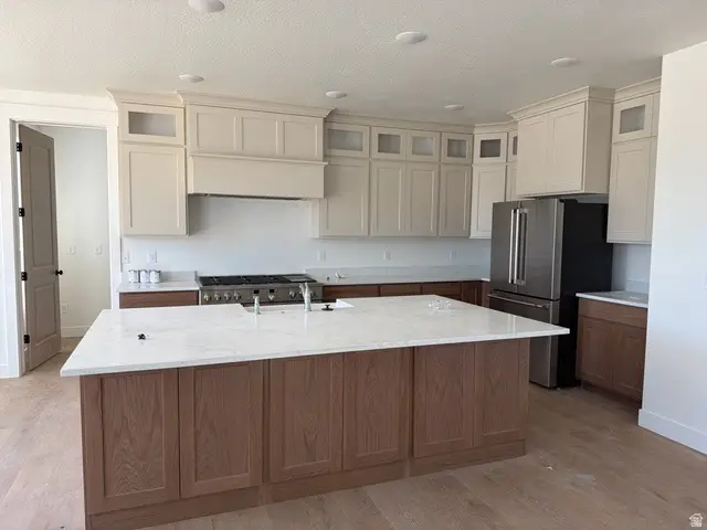 8587 S Kyler Ln, West Jordan, UT 84088 - #2