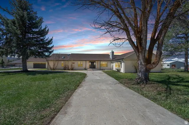 567 S 8850 E, Huntsville, UT 84317 - #1