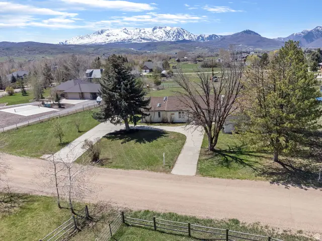567 S 8850 E, Huntsville, UT 84317 - #3