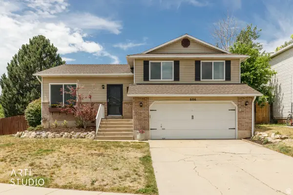 606 S 925 E, Layton, UT 84041