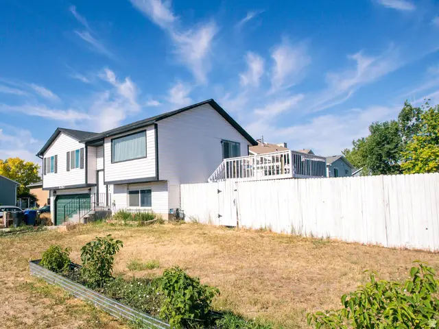 6050 S Prairie View Dr, Taylorsville, UT 84129 - #2