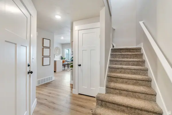 7206 W Lara Leigh Ln, Magna, UT 84044