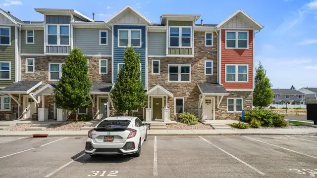 37 N 300 W, Santaquin, UT 84655 - #1