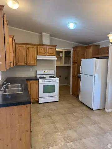 526 N 1350 W #204, Clearfield, UT 84015 - #3