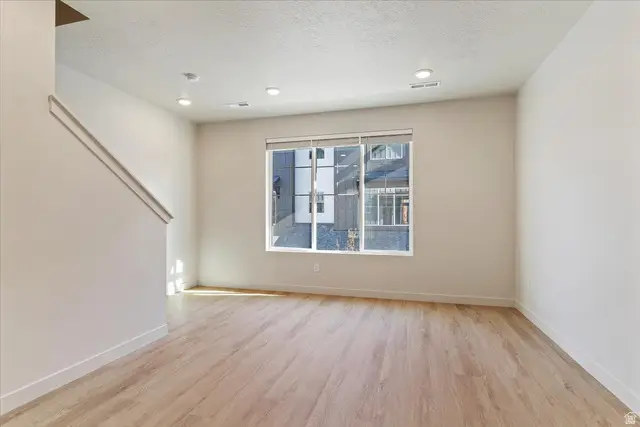 1154 N Meridian Ln W #131, North Salt Lake, UT 84054 - #2