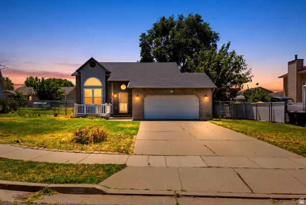 621 W 1000 N, Clinton, UT 84015