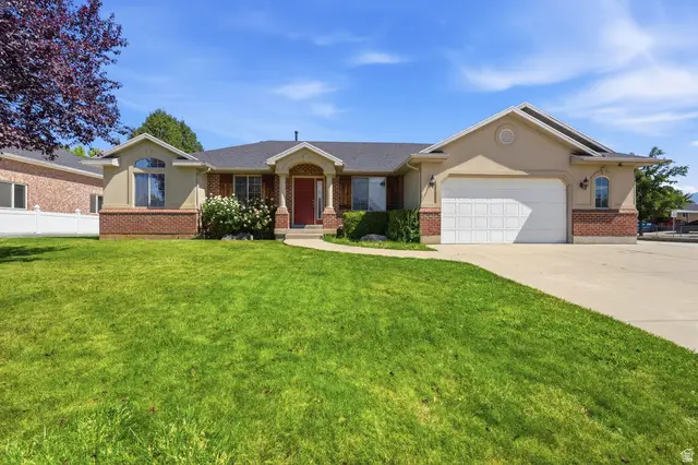 546 W 2525 S, Syracuse, UT 84075 - #1