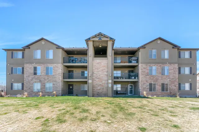 3585 E Rock Creek Rd N #5, Eagle Mountain, UT 84005 - #1