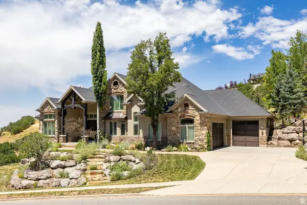 407 E Hidden Lake Dr, Bountiful, UT 84010