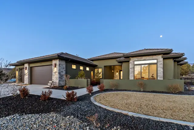 178 Peregrine Cir, Dammeron Valley, UT 84783 - #3