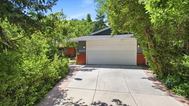 6175 Woodland Dr, Ogden, UT 84403 - #2