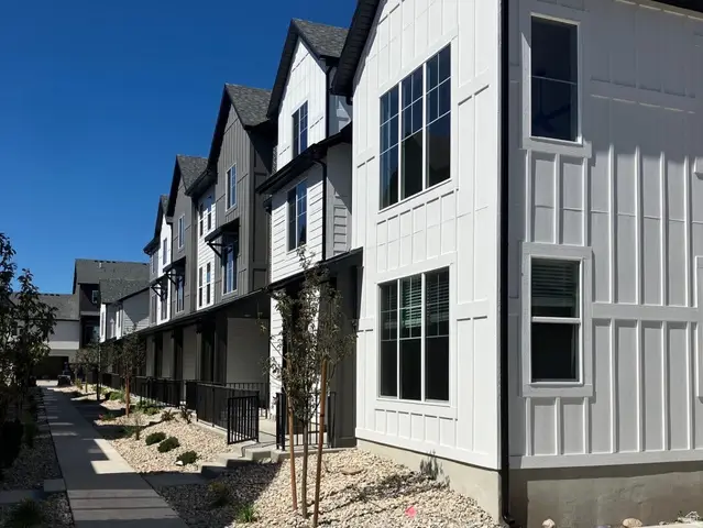 1159 N Downfield Ln #204, North Salt Lake, UT 84054 - #1