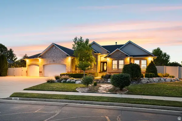 2034 W Meridies Dr S, South Jordan, UT 84095
