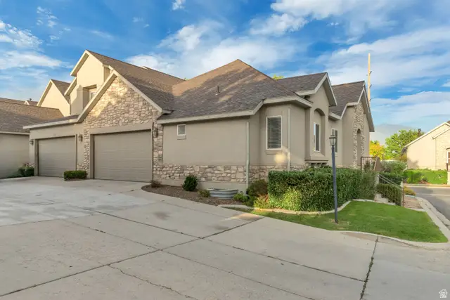 1538 W Wyngate Park Dr, South Jordan, UT 84095 - #2