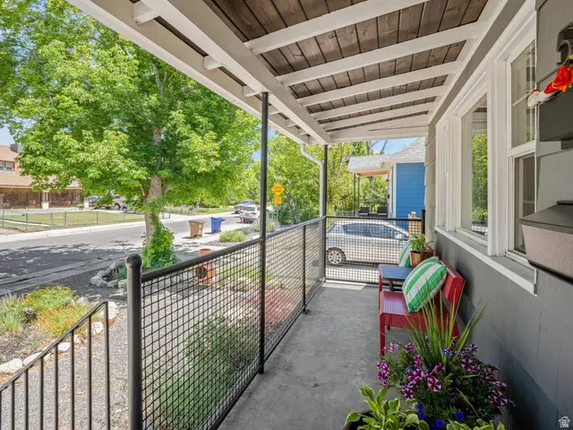 526 E Stringham Ave S, Salt Lake City, UT 84106 - #2