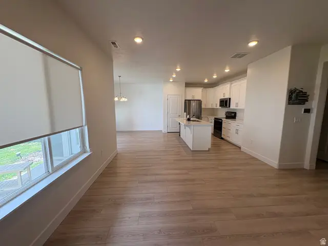 4235 W Anasazi Park Ct, Riverton, UT 84096 - #3
