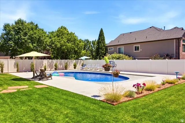 2973 W Red Sand Rd, West Haven, UT 84401 - #3