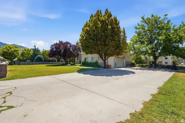271 W Golden Harvest Rd, Draper, UT 84020 - #2