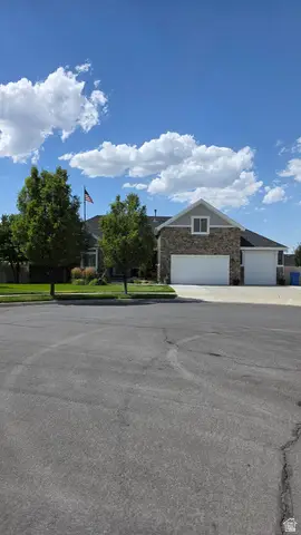 6984 W Boulder Ridge Cir, Herriman, UT 84096 - #2