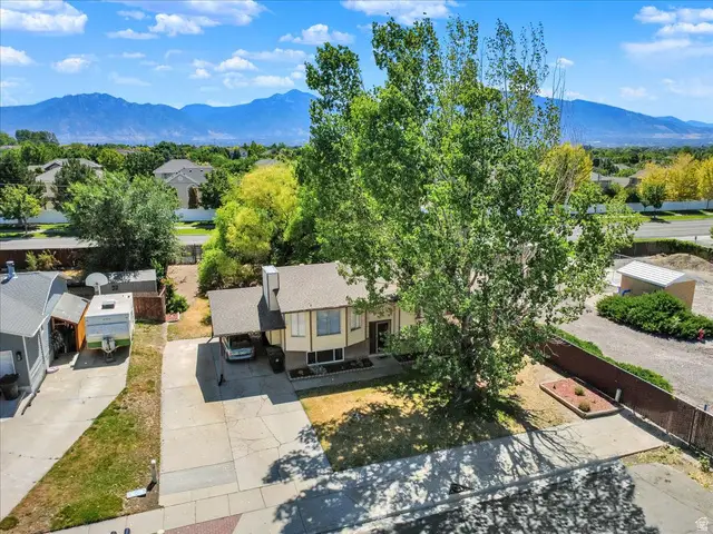 6315 S Stokewater Dr, Taylorsville, UT 84129 - #2