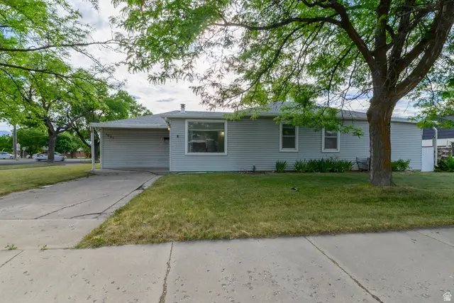 1007 Bonneville Ave, Logan, UT 84341 - #1