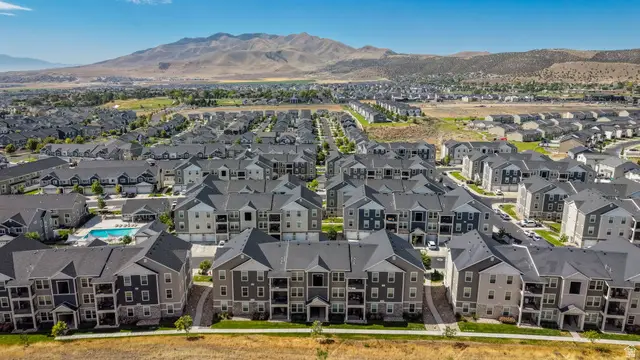 1794 W Eaglewood Dr N #201, Saratoga Springs, UT 84045 - #2