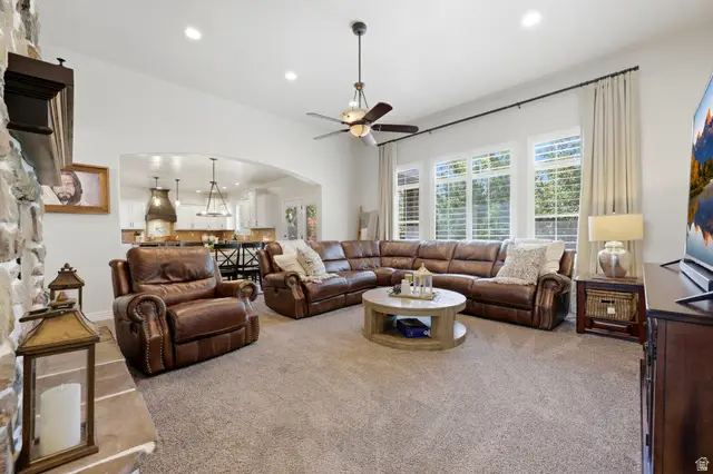 2377 S Cameron Dr, West Haven, UT 84401 - #2