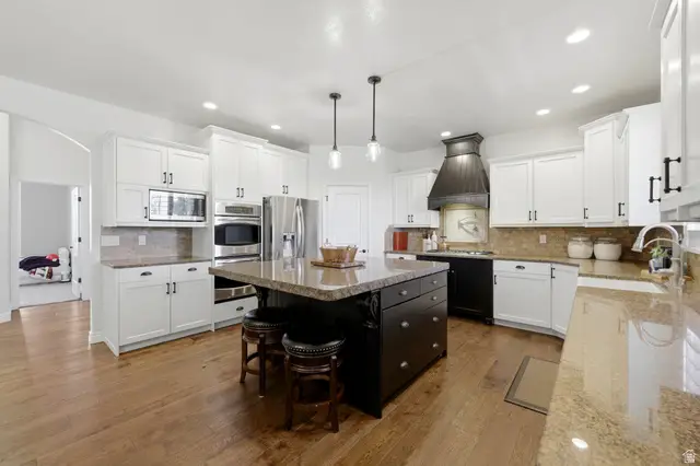 2377 S Cameron Dr, West Haven, UT 84401 - #3