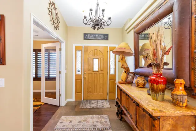 304 N Stone Mountain Dr W, Saint George, UT 84770 - #2