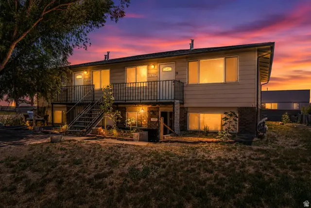 521 W Tiffany Town Dr S, Midvale, UT 84047 - #3
