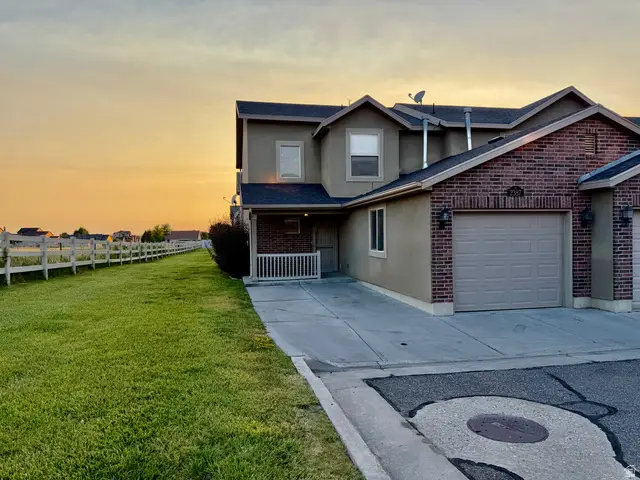 2387 N Wellington Ave W, Harrisville, UT 84414 - #1