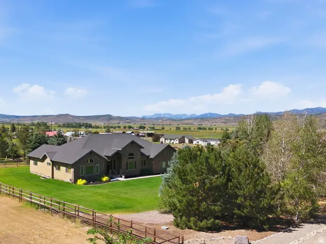 90 E Sky Ln N, Marion, UT 84036 - #2