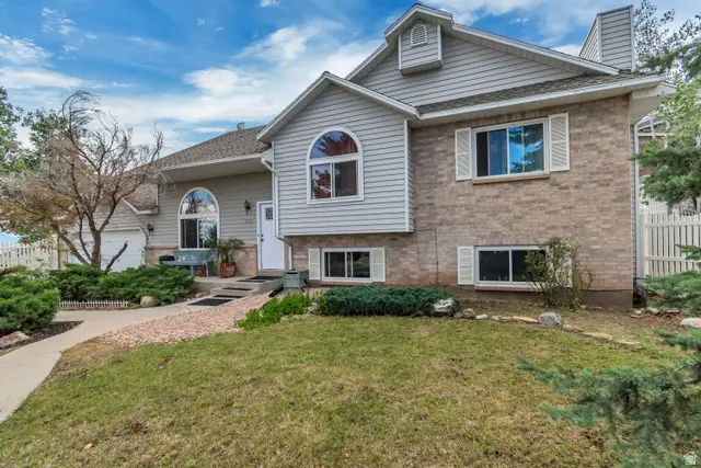 332 E Magellan Ln, Elk Ridge, UT 84651 - #3