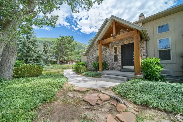 7768 S 3500 E, Cottonwood Heights, UT 84121 - #2