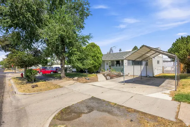 361 E Utah Ave, Tooele, UT 84074 - #2